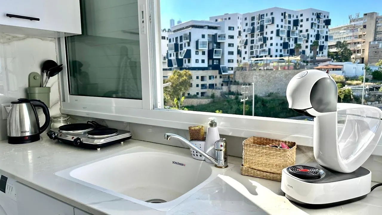 Cozy One Bedroom Limeapartment Haifa